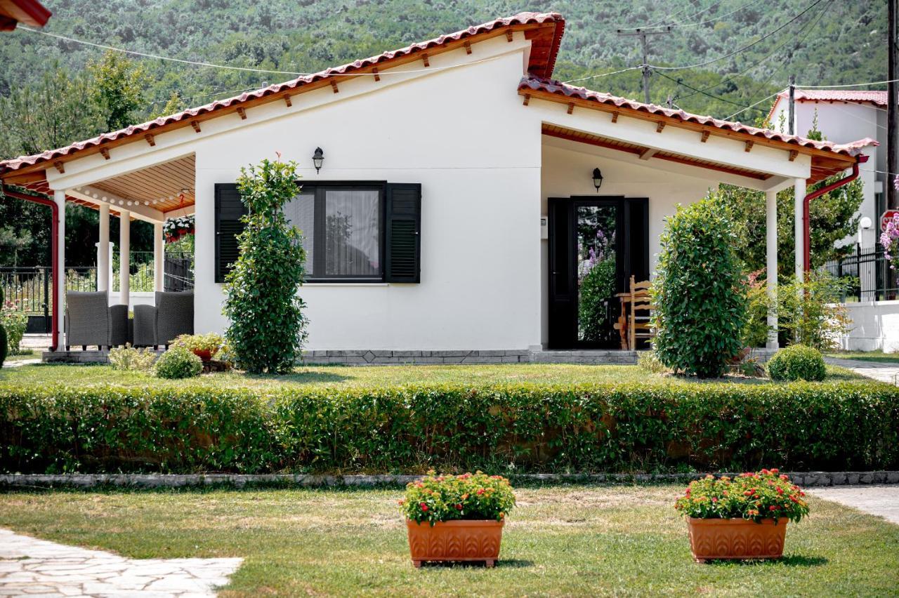 Casa Alegria Villa Olympiada Exterior photo